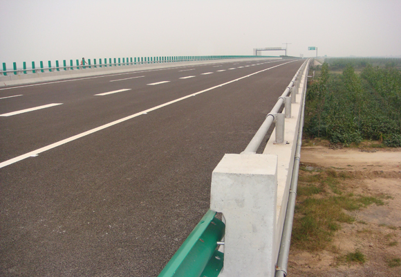 6、國(guó)家重點(diǎn)公路威烏線（S24）海陽(yáng)-即墨段高速公路工程項(xiàng)目