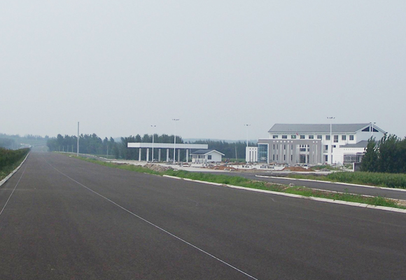 2、國高網(wǎng)長深線青州至臨沭（魯蘇界）公路 房建工程